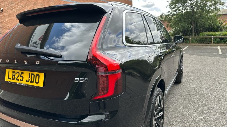 Volvo XC90 2.0 B5P Ultra Dark 5dr AWD Geartronic Petrol Estate